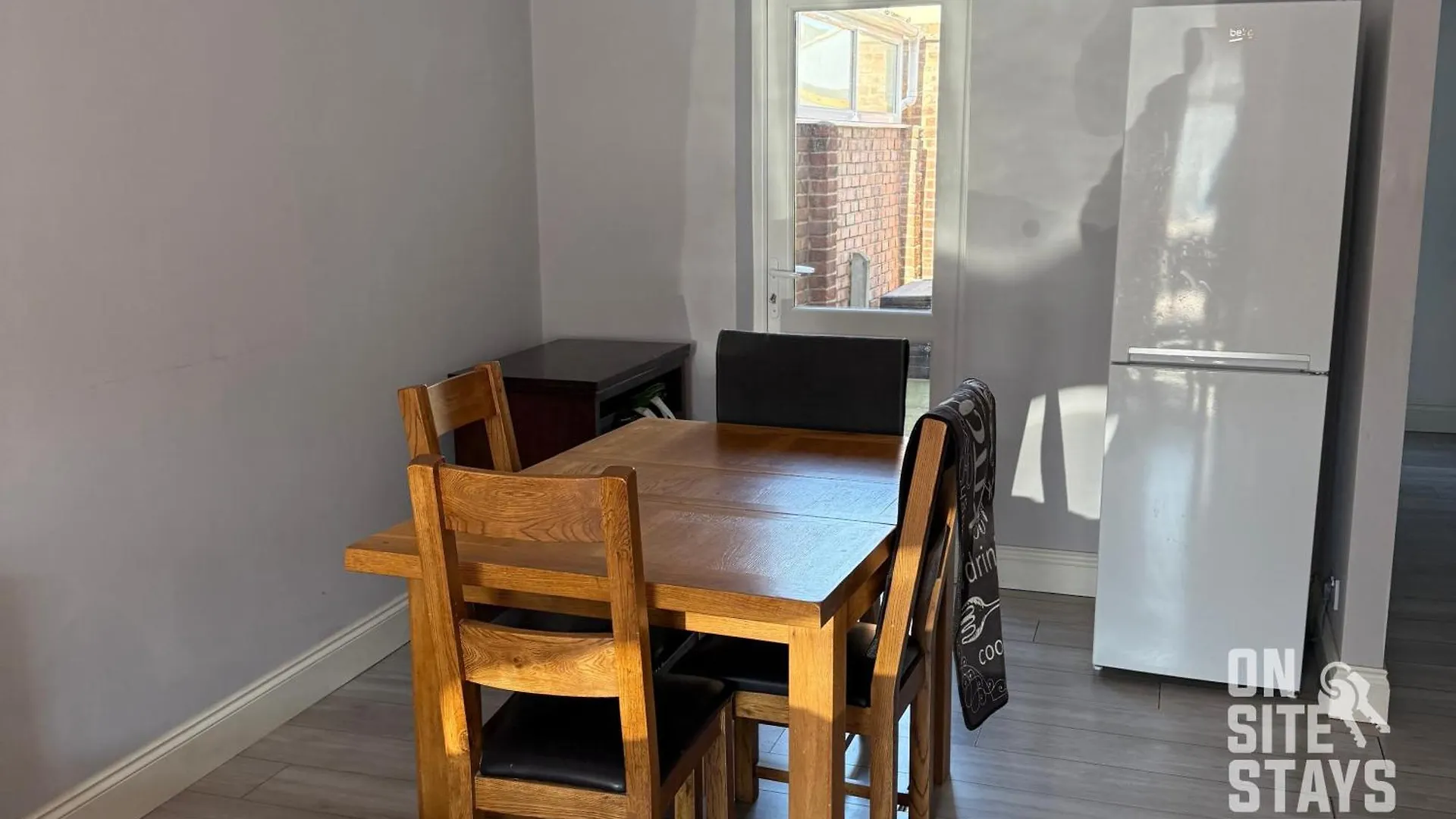 Onsitestays - 4 Bedroom House With 2 Bathrooms Welling