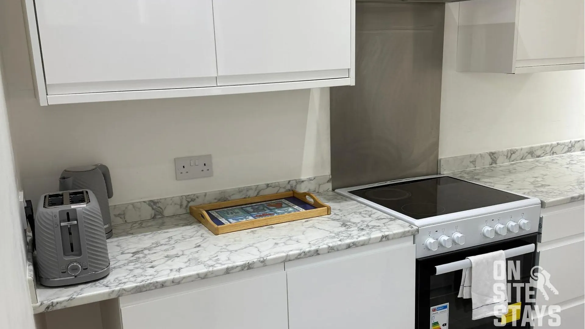 Onsitestays - 4 Bedroom House With 2 Bathrooms Welling 0*,  United Kingdom